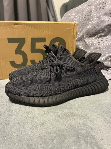 Adidas Yeezy boost 350v2 preto 43 novo