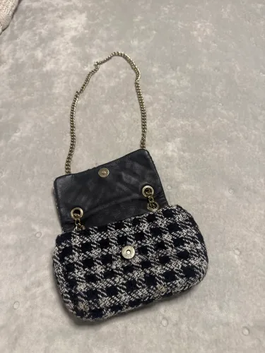 Bolsa Capodarte elegante tecido lã e couro interno