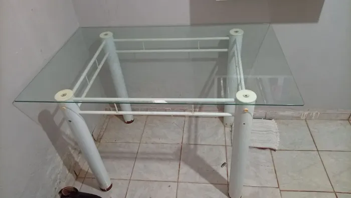 MESA DE VIDRO