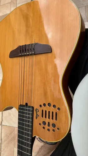 Violão nylon Godin midi original 