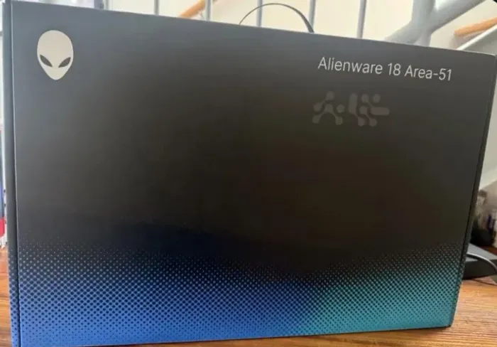 Notebook Gamer AlienWare 18 Area 51 RTX 5090 Lacrado