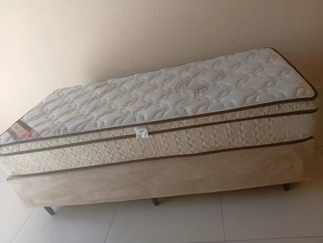 Vendo cama solteirão
