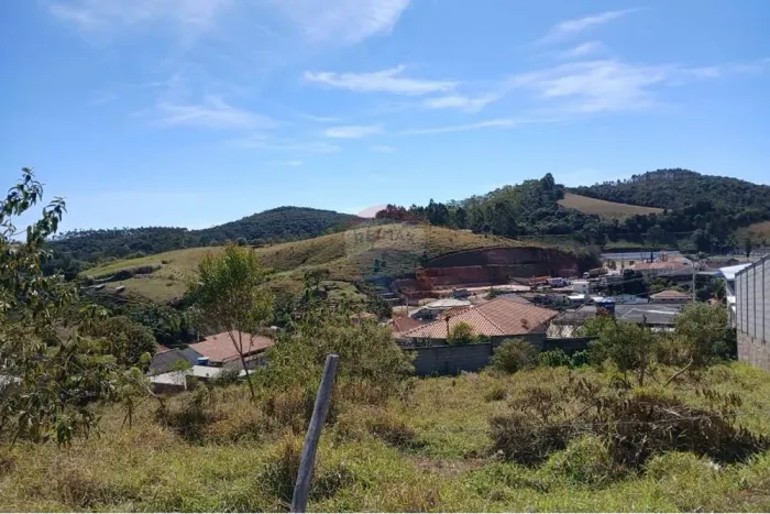 Terreno 360m² à venda em Ressaquinha - Ótimo Preço!