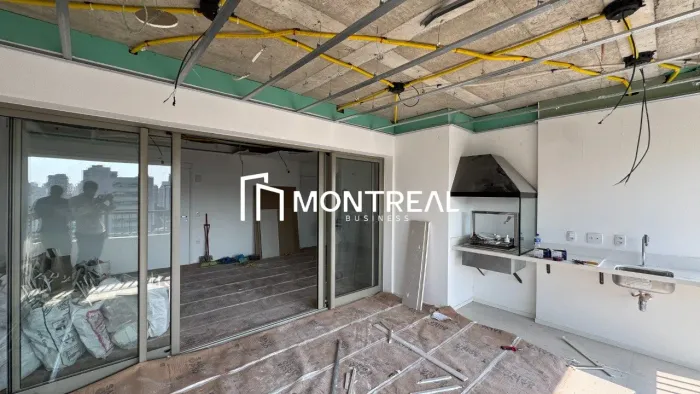 APARTAMENTO À VENDA EM MOEMA - 3 DORMITÓRIOS, 3 SUÍTES, 2 VAGAS DE GARAGEM.