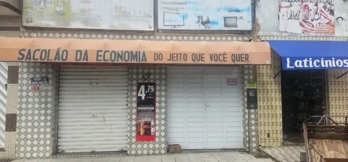 Casa com ponto comercial