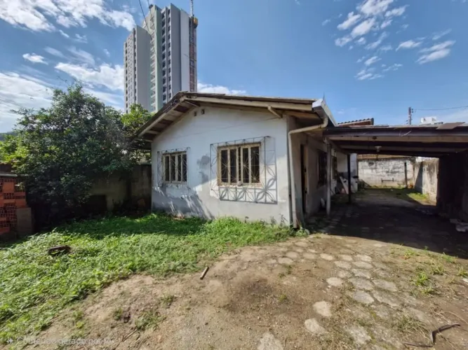 Casa com 2 dormitórios para alugar, 100 m² por R$ 4.800/mês - Fazenda - Itajaí/SC