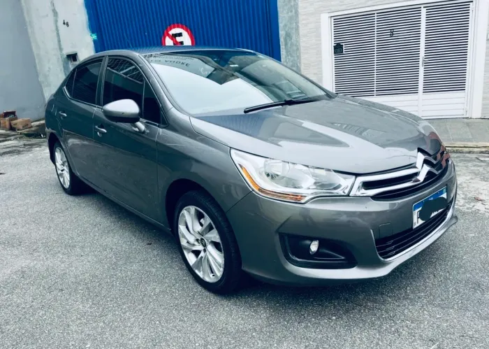 Citroen C4 Lounge Tendance 2.0 Flex 4P Aut. 2016