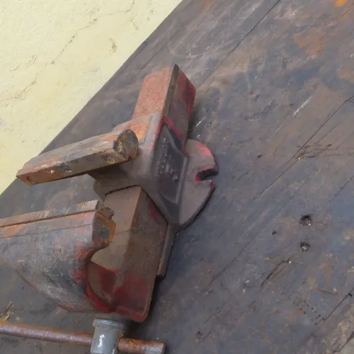Morsa torno de bancada