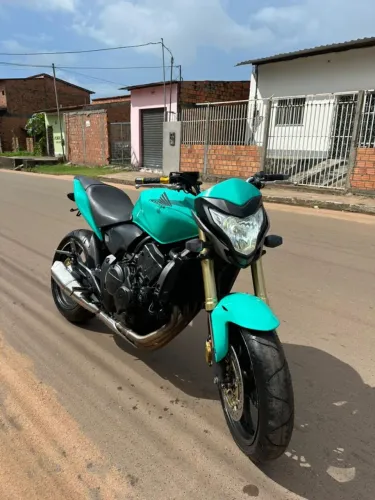 HORNET 