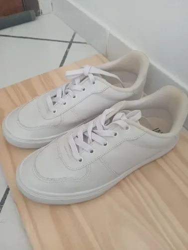 Tênis feminino Branco 38