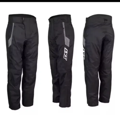 Calça motoqueiro semi nova