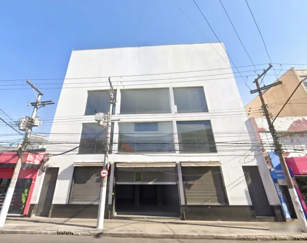Loja na Rua Antônio Agu, 800 1823 m²