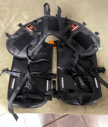 Bolsas tipo alforges OverRide