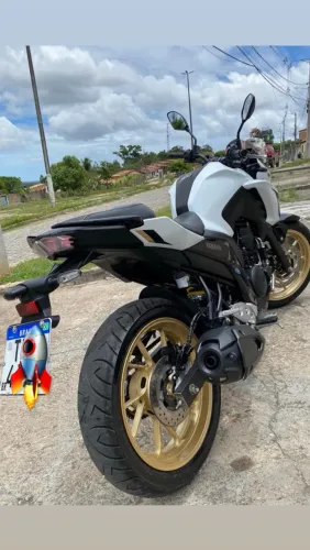Yamaha FZ25 250 Fazer Connected 2025