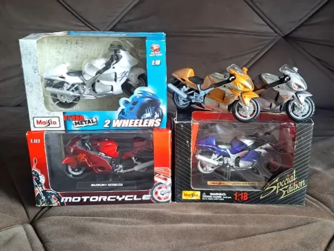 Kit miniaturas Suzuki Hayabusa 1/18