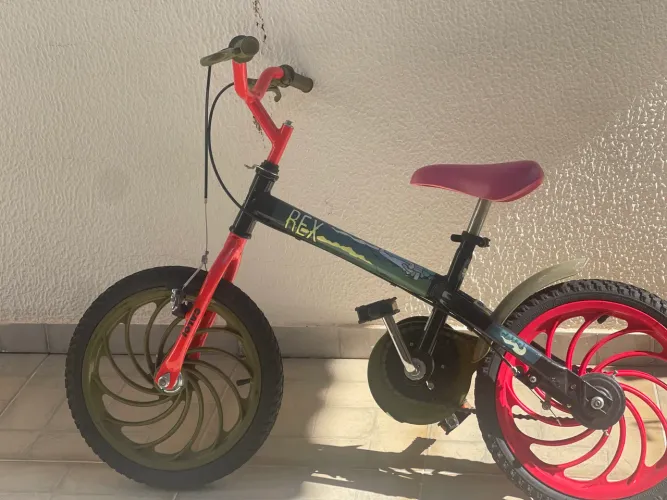 Bicicleta Caloi aro 16