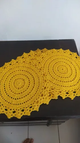 Jogo americano em crochê amarelo lindo