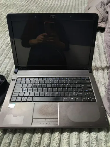 Vendo notebook usado