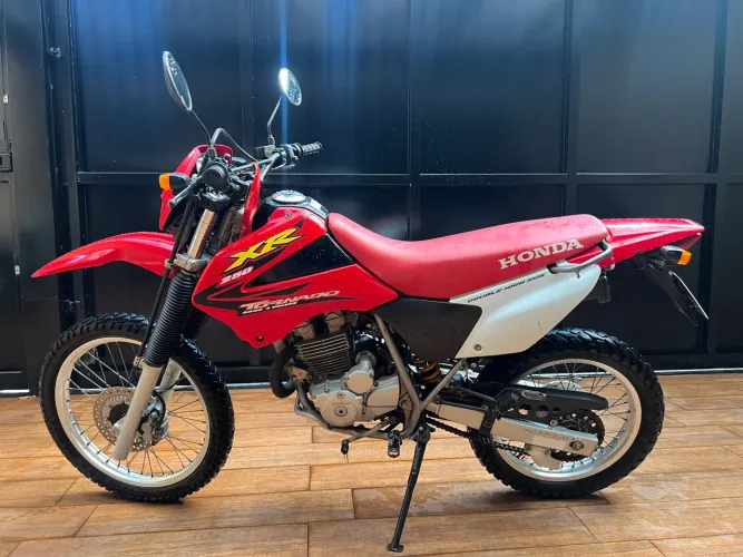 XR 250 TORNADO