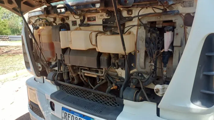 CAMINHÃO IVECO TECTOR 170E21 - POLIGUINDASTE PLANALTO