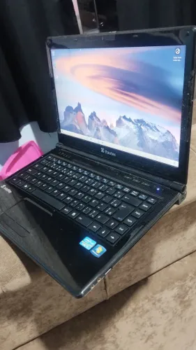 Notebook Itautec em perfeitas condições 