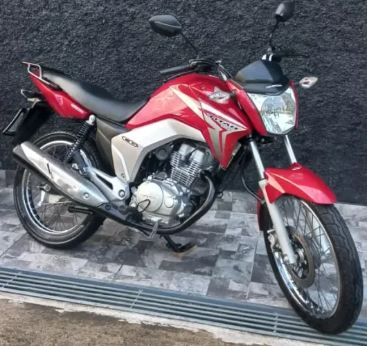 Vendo Titan 150 ESD 2014