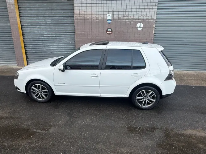 Volkswagen Golf Sportline 1.6 MI Total Flex 8V 4P 2014