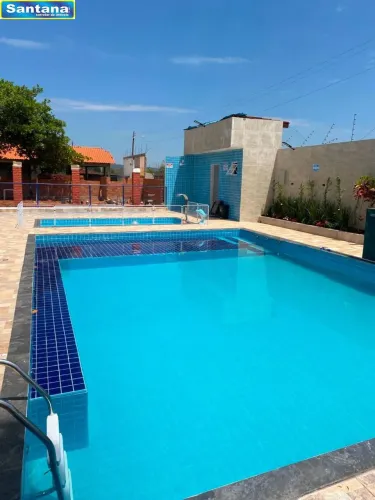Casa com 2 dormitórios à venda, 95 m² por R$ 100.000 Com piscina em Condominio Fechado- Ca