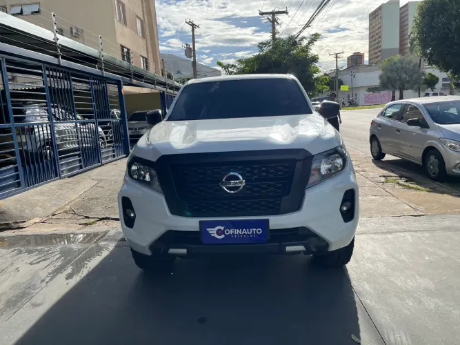 Nissan Frontier S CD 4X4 2.3 TB Diesel Mec. 2023