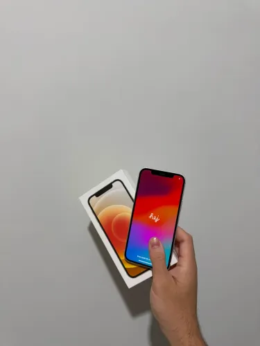 iPhone 12