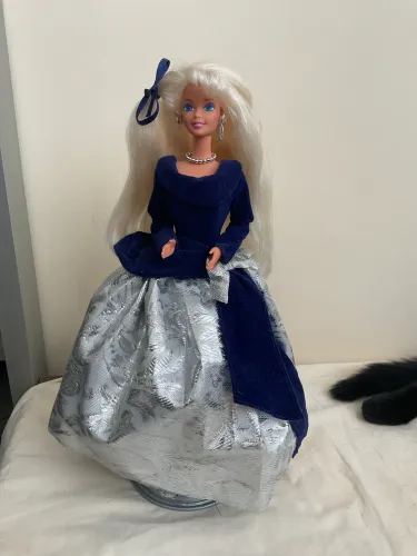 Barbie Winter velvet