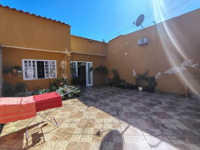 Casa Ampla com 4 Quartos, Suíte e Espaço Gourmet no Bairro Milionários Belo Horizonte
