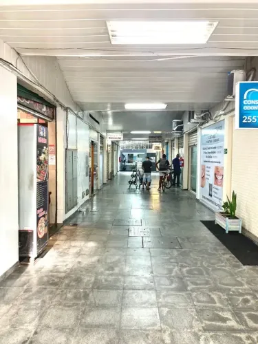 Ponto comercial/Loja/Box para aluguel possui 60 metros quadrados