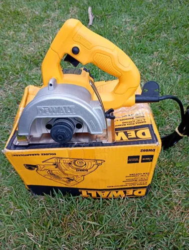 Vendo cerra mármore Dewalt 