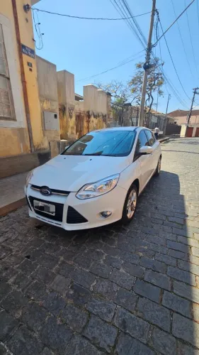 Ford Focus 1.6 S/se/se Plus Flex 8v/16v 5P 2014