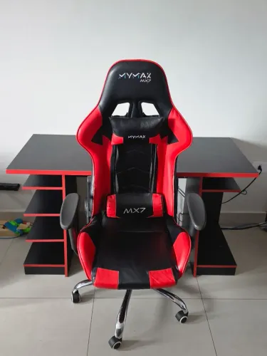 KIT SETUP GAMER: MESA + CADEIRA MYMAX MX7<br>MESA + CADEIRA MYMAX MX7