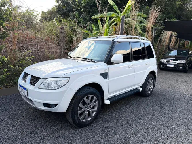 Mitsubishi Pajero TR4 2.0 Flex 16V 4X2 Aut. 2013