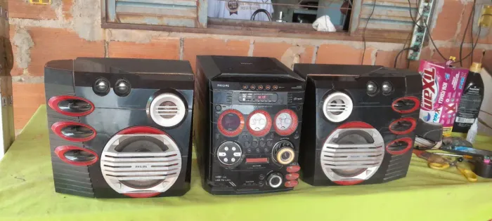 Som Philips 250w