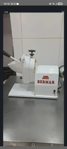 Ralador de coco BERMAR