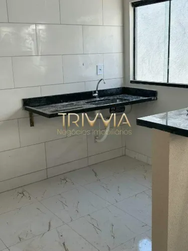 Casa Aconchegante com Suíte, Cozinha Americana e Garagem