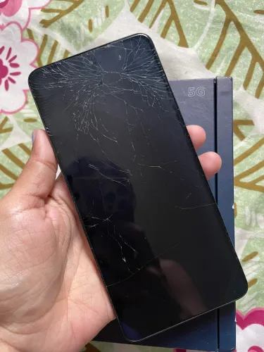 Motorola edge 30 tela trincada 