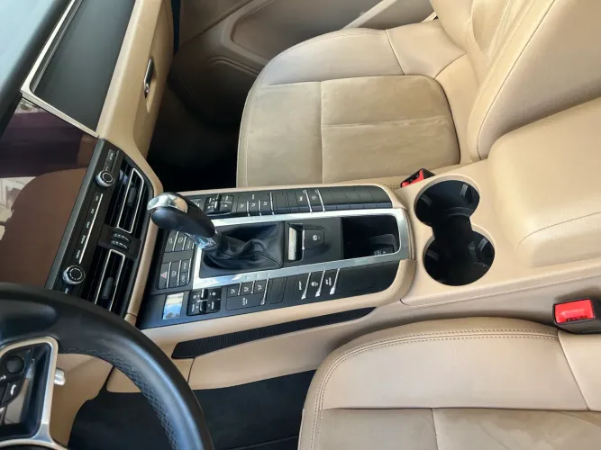 Porsche Macan 2.0 Turbo 237/252cv 2019