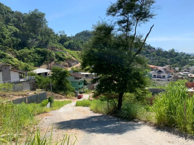 Terreno 180 m² | Condomínio Jardim de Monet | Portaria 24h | Aceito Veículo