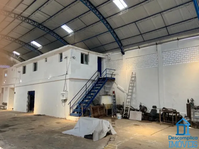 Galpão para Locação - 450m² | Várzea