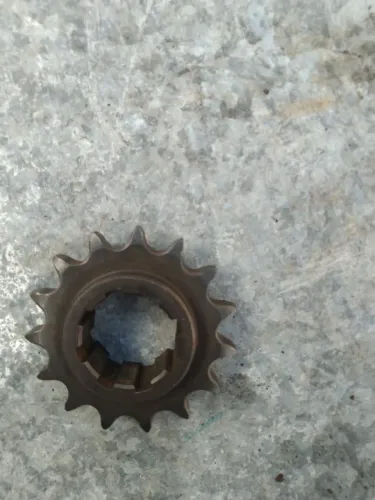 Engrenagem do eixo das enxadas rotativa Tobatta M140