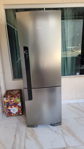 Geladeira Inox inverse 397 litros