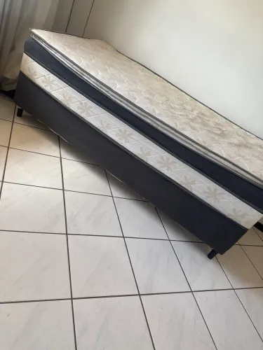 2 Camas box/solteiro 290 CADA