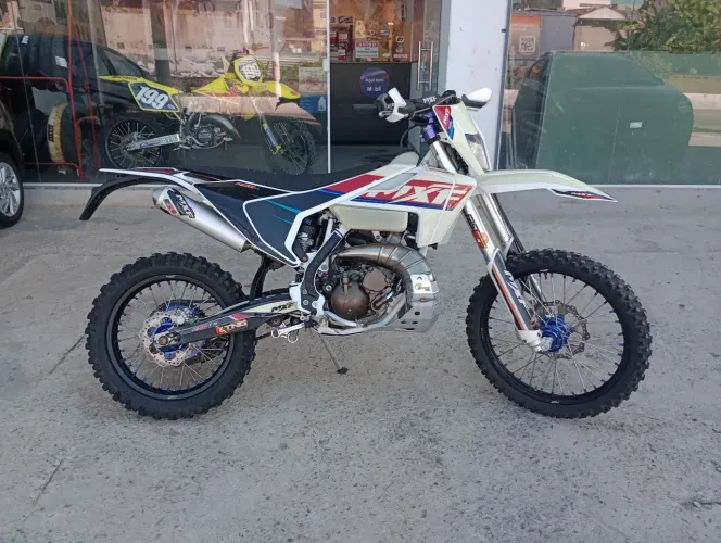 Mxf ts 250 2t
