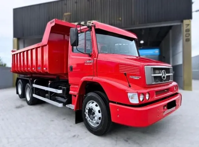 mb l1620 vermelho 2010 caçamba 10m³