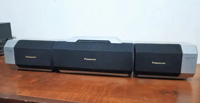 Kit caixas surround Panasonic